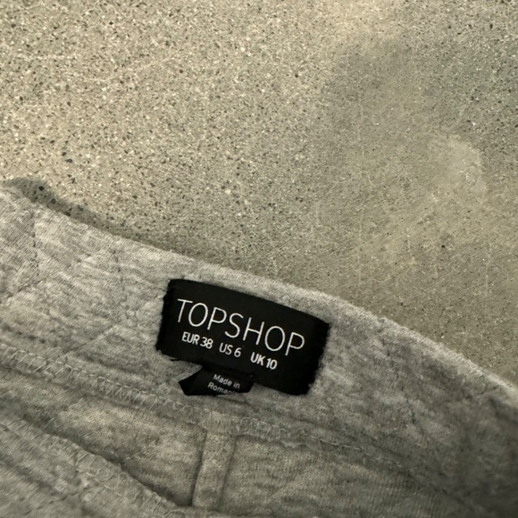 Topshop Grey Quilted Mini Skirt - Picture 3 of 3